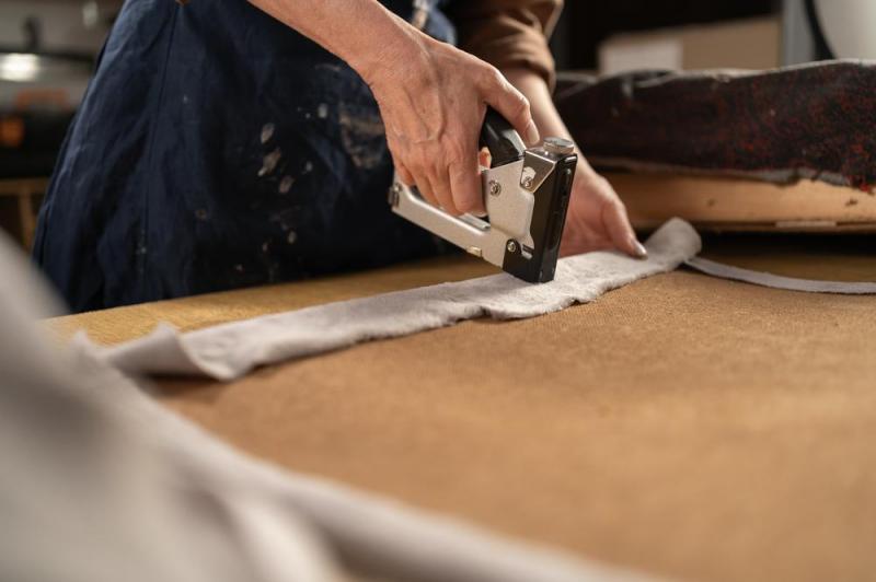 Pourquoi la mousse sur mesure change le confort d'une assise refaite &agrave; Obernai ?